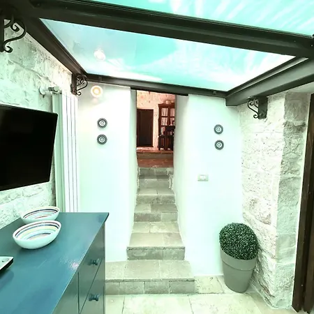 Trullo Nora With Private Pool Near Alberobello Вилла *